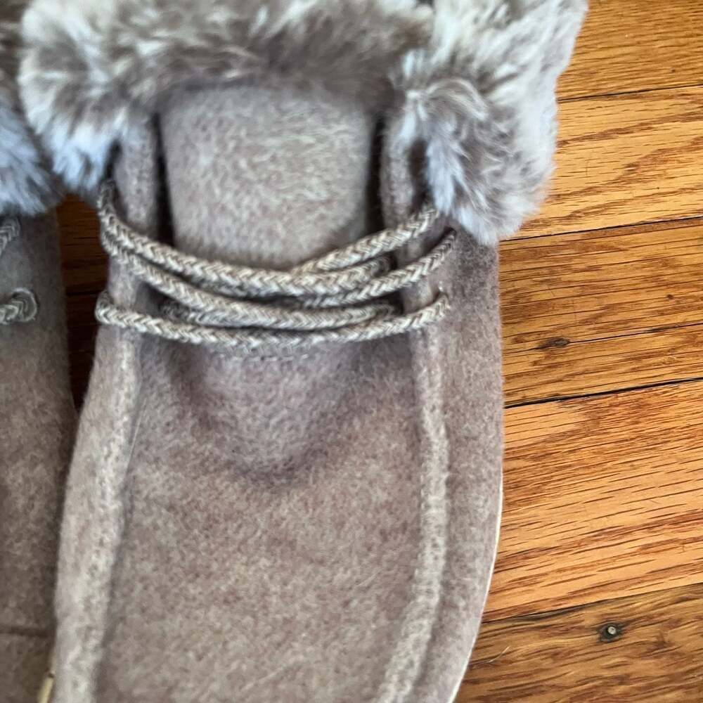 Hey Dude Wendy Fur Lined Boots Booties Shoes Women's Size 6 Comfort Slip On - Picture 4 of 10